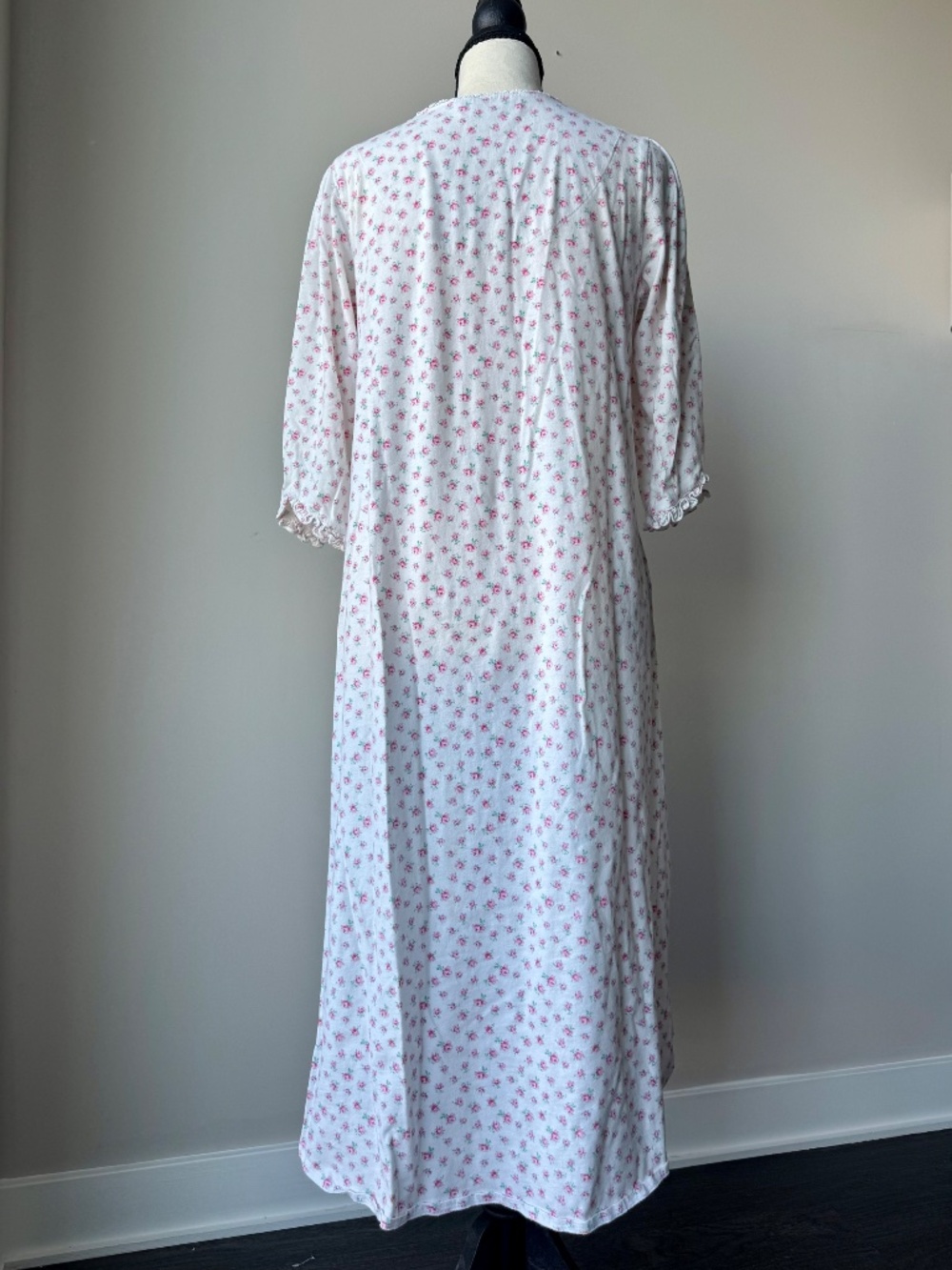 Eileen West long 100% cotton nightgown size S - Picture 3 of 5